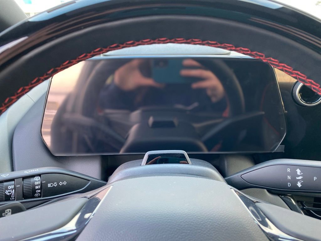 Used 2025 Chevrolet Equinox EV RS image 30