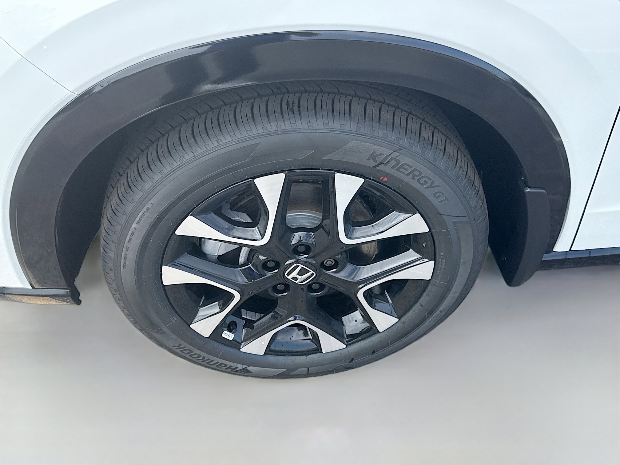 New 2026 Honda HR-V EX-L image 25