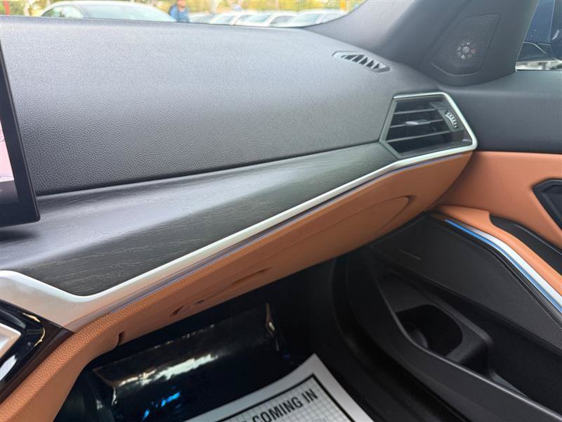 Used 2023 BMW 330i xDrive Sedan AWD/4WD image 29