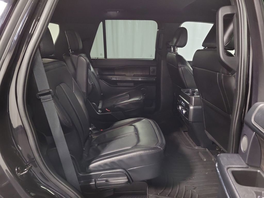 Used 2021 Ford Expedition Limited image 26