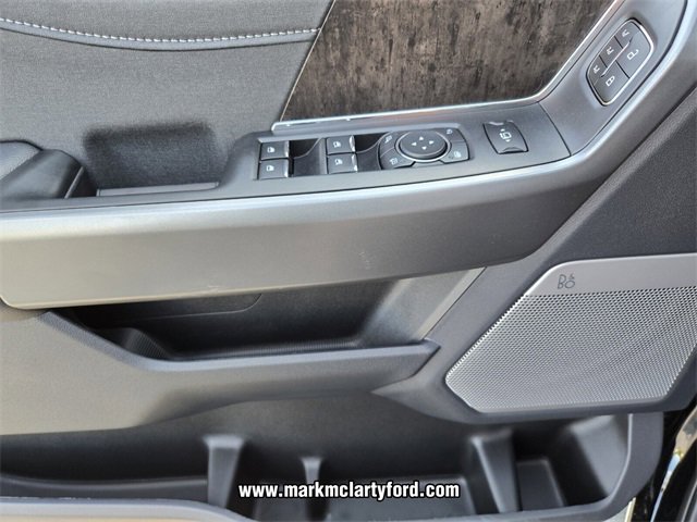 New 2026 Ford F350 Lariat image 23