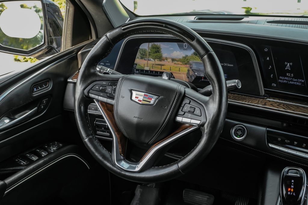 Used 2021 Cadillac Escalade ESV Premium Luxury Platinum AWD/4WD image 15