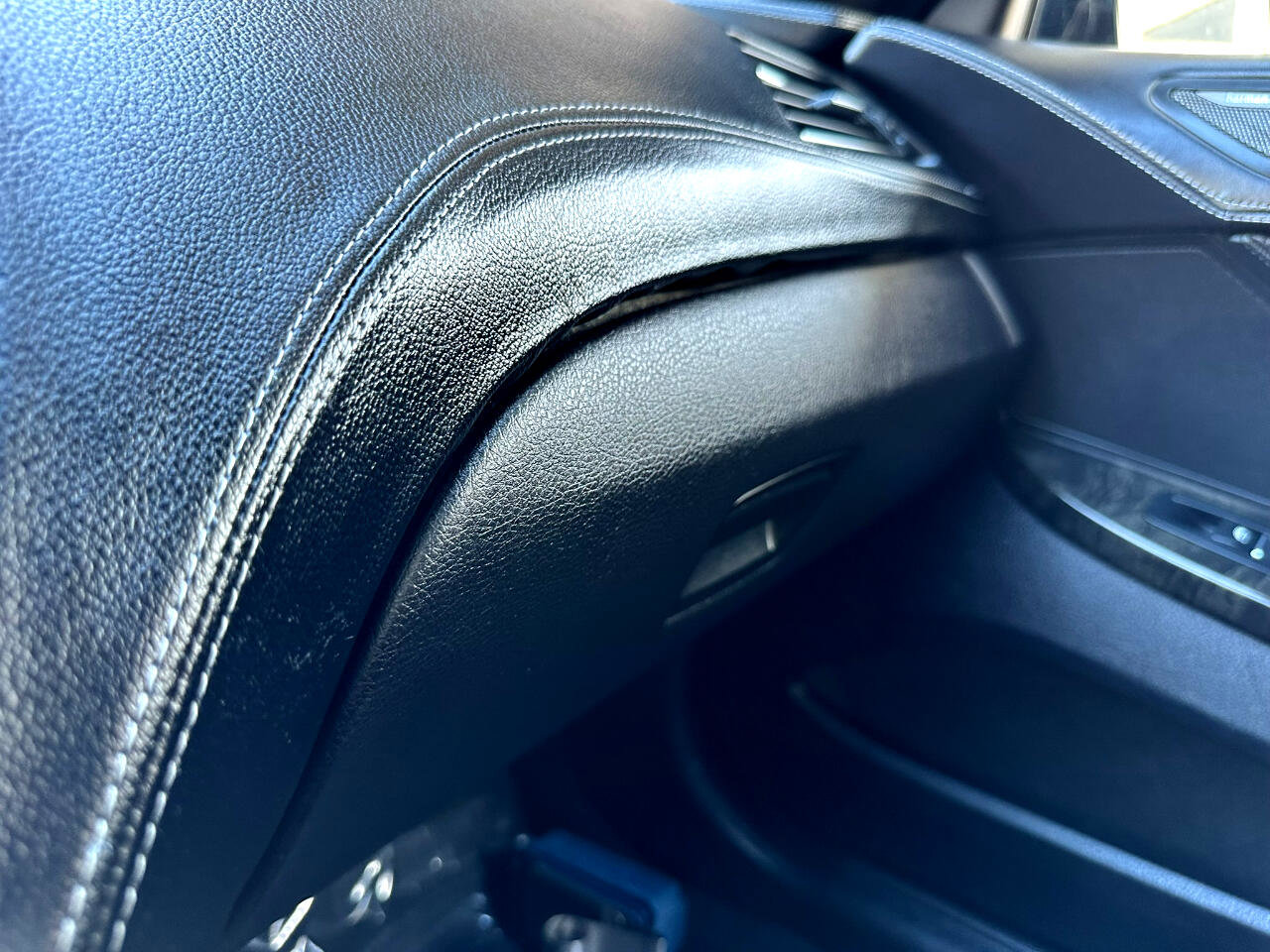 Used 2015 BMW 640i Convertible image 38