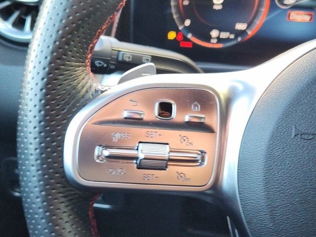 Used 2022 Mercedes-Benz GLB 250 4MATIC image 28