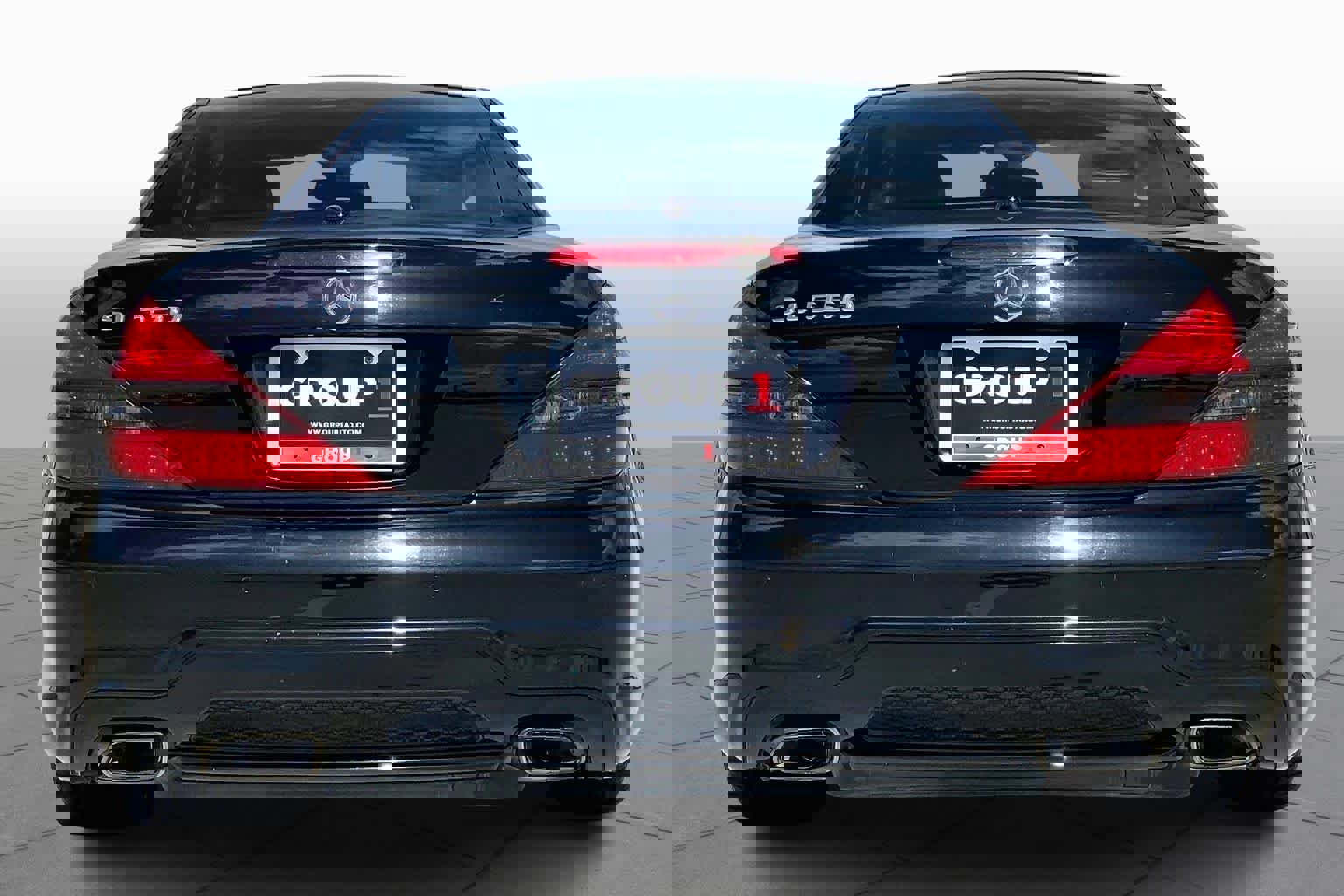 Used 2012 Mercedes-Benz SL 550 image 4