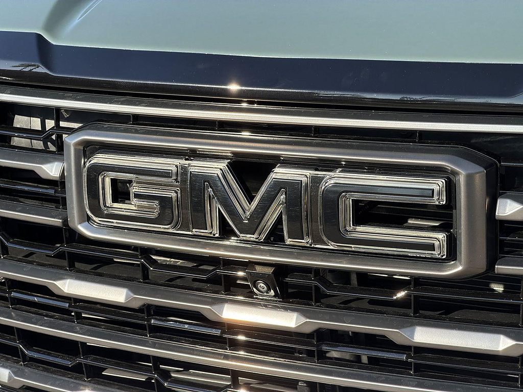 Used 2026 GMC Yukon XL AT4 Ultimate AWD/4WD image 31