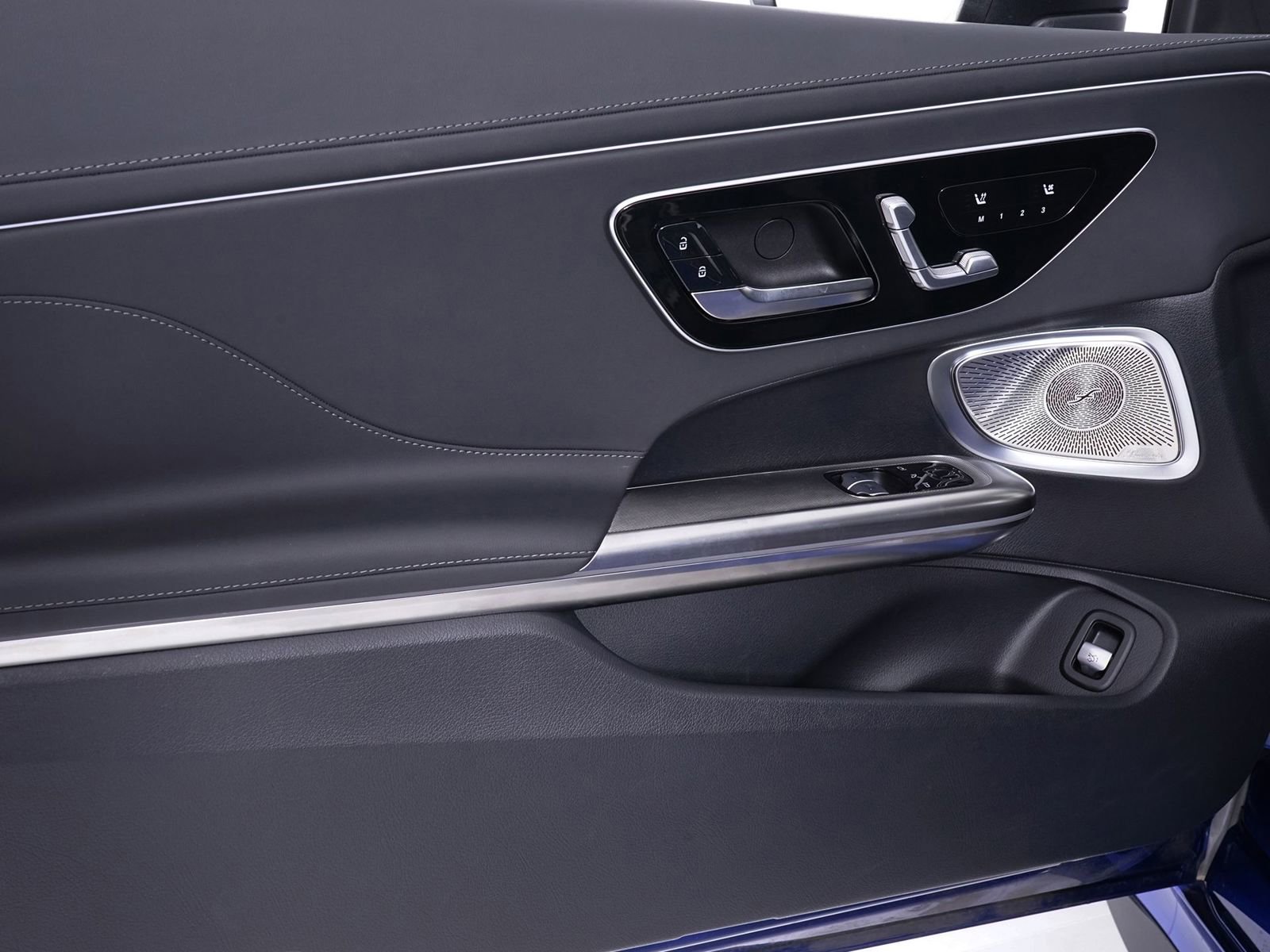 Used 2025 Mercedes-Benz CLE 53 AMG 4MATIC Coupe image 30