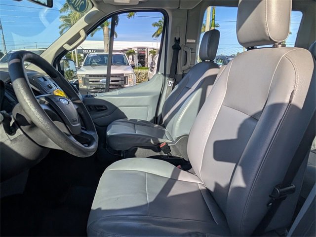 Used 2017 Ford Transit 350 XL image 6