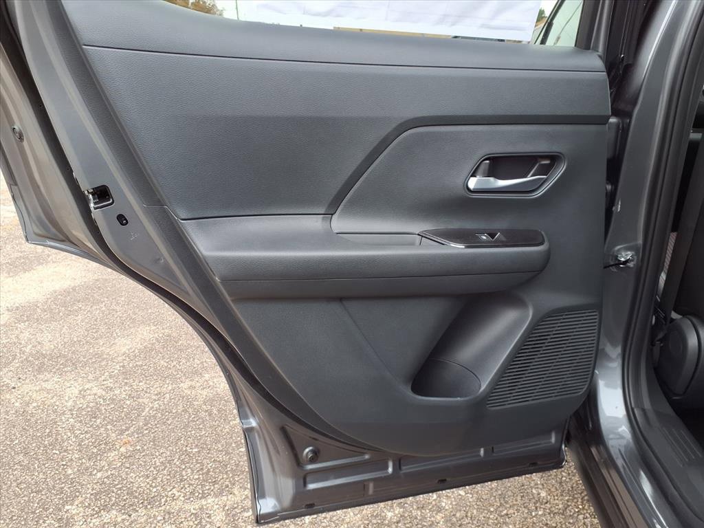 New 2026 Nissan Kicks SR w/ Cold Weather Package image 20