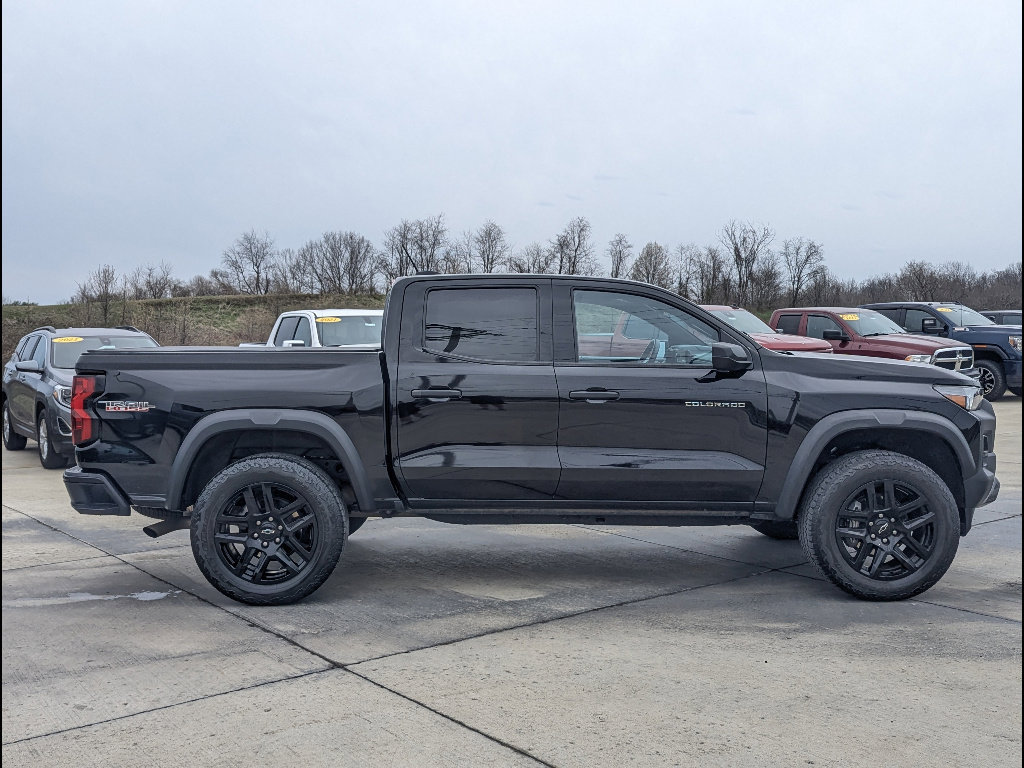 Used 2024 Chevrolet Colorado Trail Boss w/ Advanced Trailering Package image 6