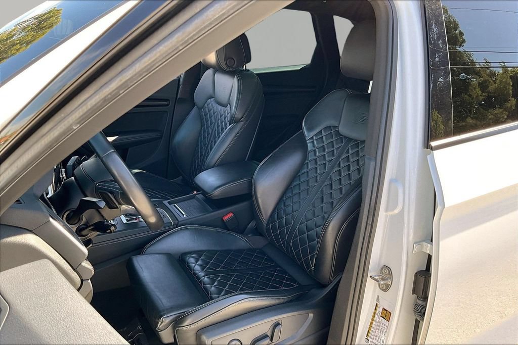 Used 2020 Audi SQ5 Premium Plus w/ Premium Plus Package AWD/4WD image 22