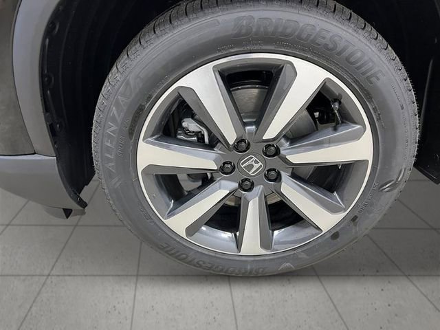 New 2025 Honda Pilot Touring image 12