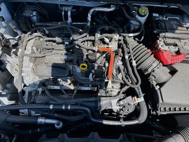 Used 2022 Ford Escape SE w/ SE Sport Appearance Package image 25