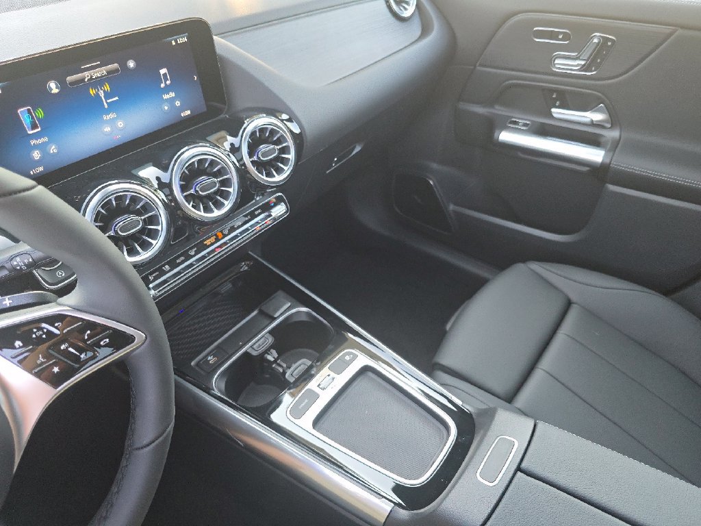 New 2026 Mercedes-Benz GLA 250 4MATIC image 28