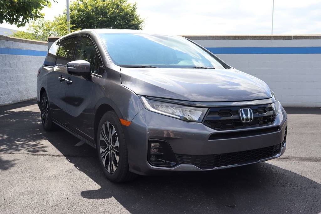 Certified 2026 Honda Odyssey Elite image 7