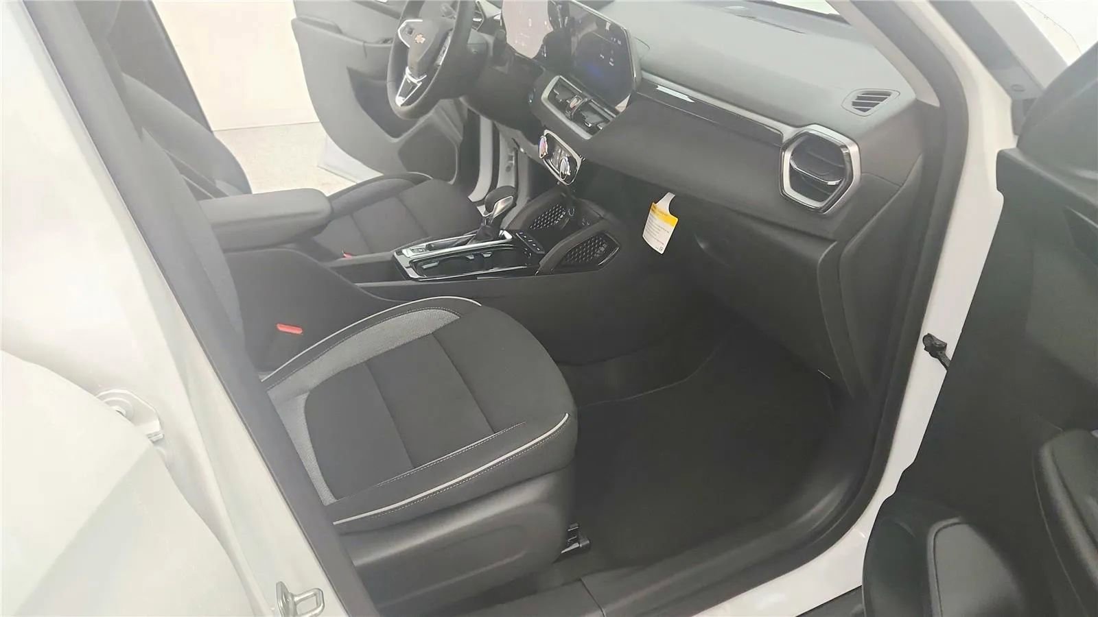 New 2026 Chevrolet TrailBlazer LT w/ LT Cold Weather Package image 34