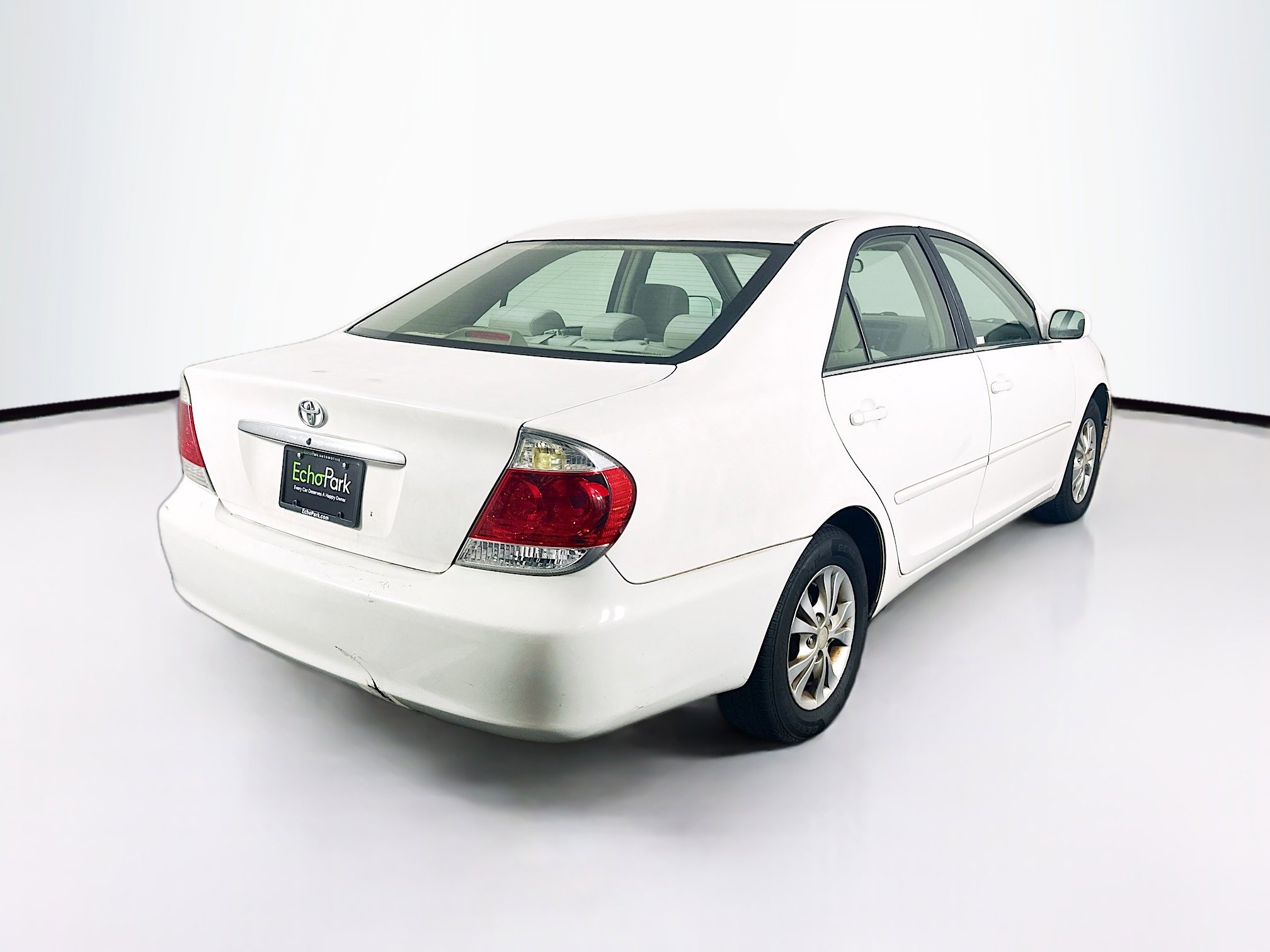 Used 2006 Toyota Camry LE FWD image 9