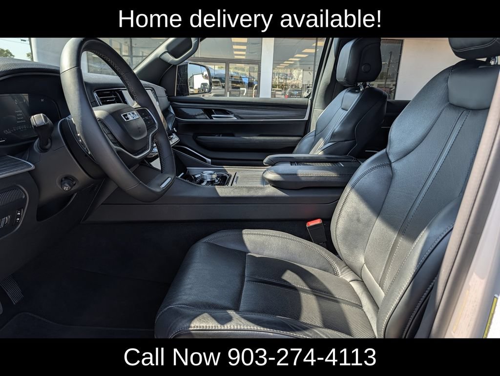 Used 2024 Jeep Wagoneer L Series II w/ Flexible Seating Group AWD/4WD image 24