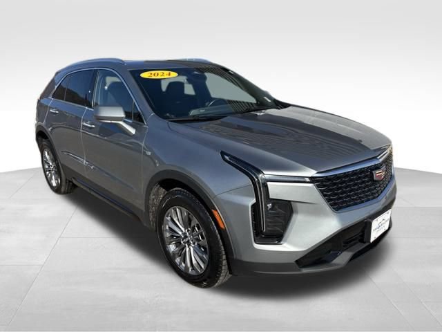 Used 2024 Cadillac XT4 Premium Luxury image 8