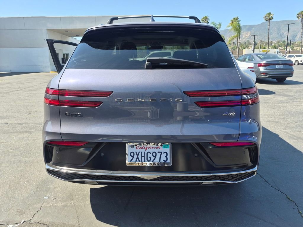 Used 2026 Genesis GV70 2.5T Select AWD/4WD image 7