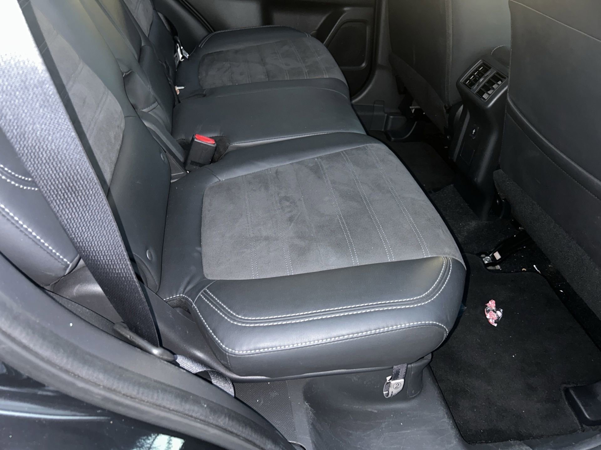 Used 2019 Mitsubishi Outlander SE image 12