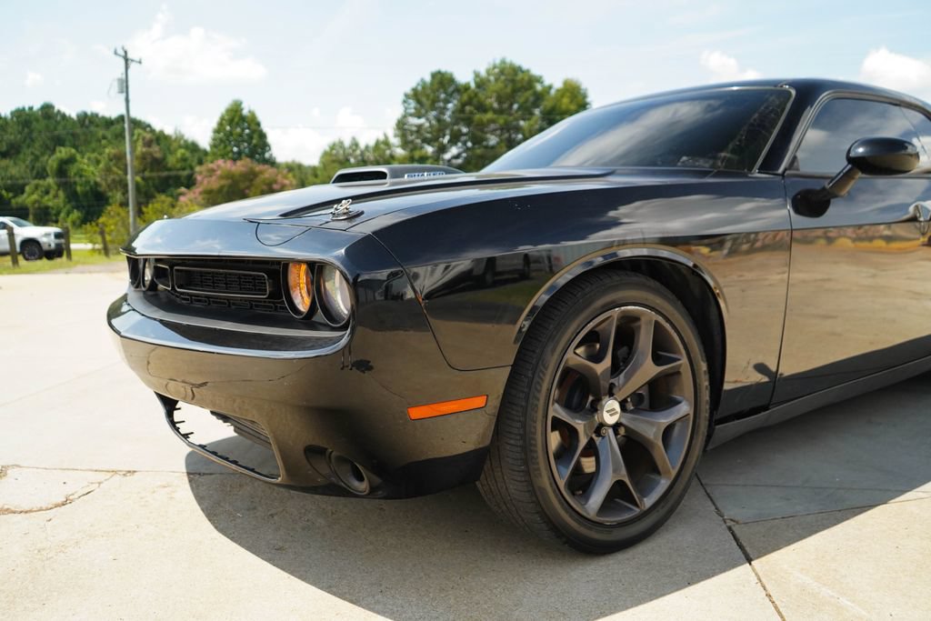 Used 2019 Dodge Challenger R/T w/ Shaker Package RWD image 13