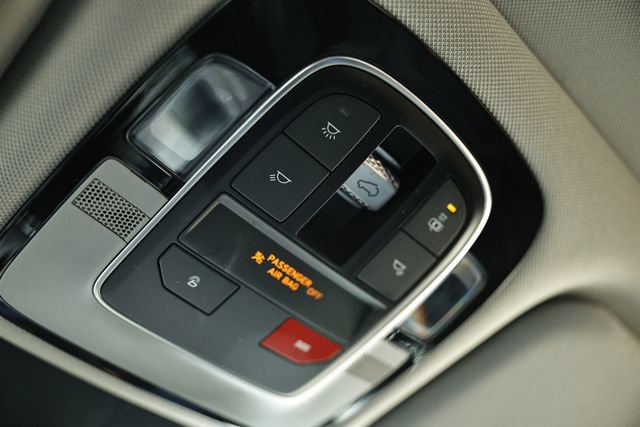 Used 2022 Hyundai Santa Fe SEL w/ Convenience + Premium Package image 42