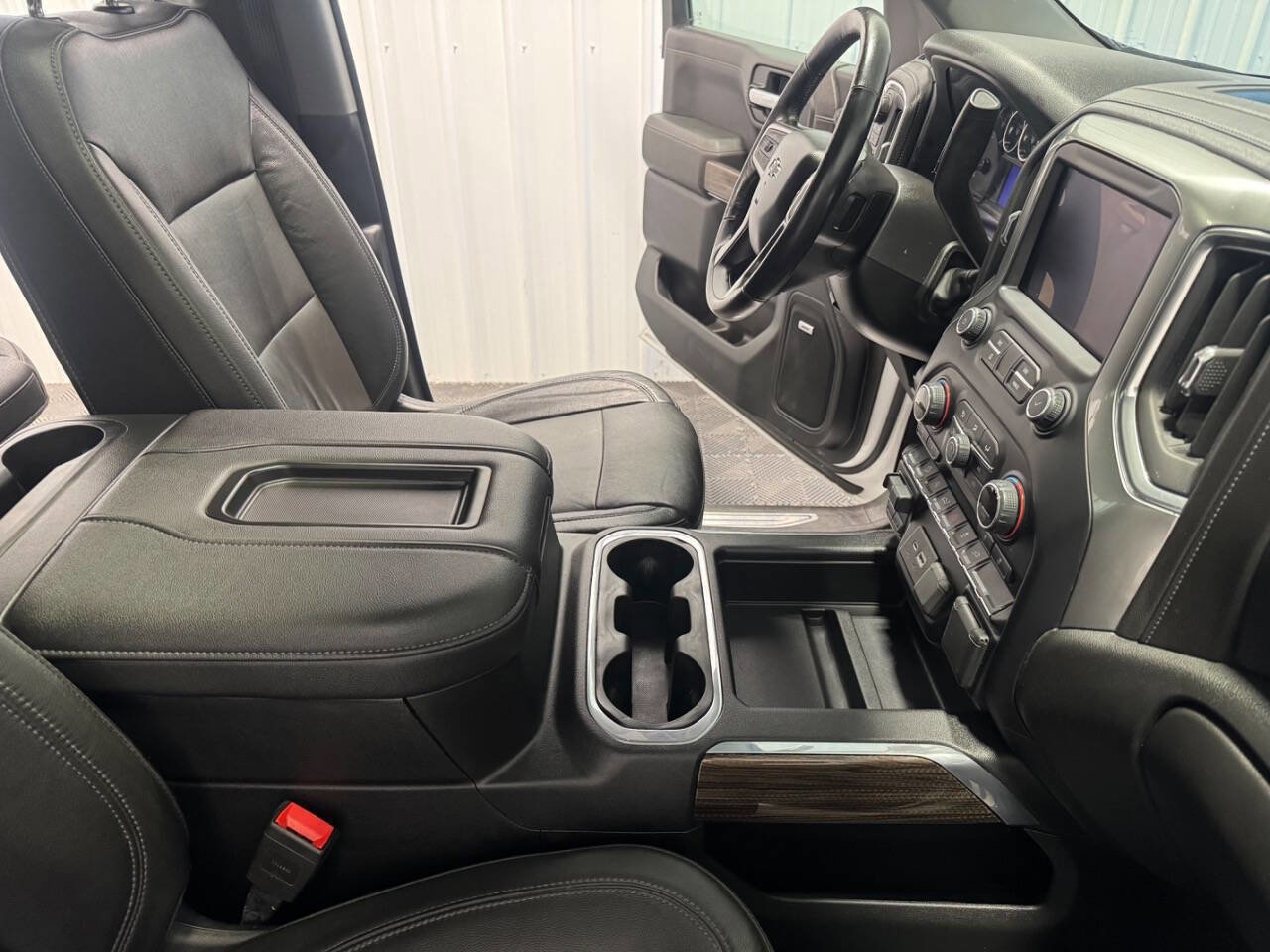 Used 2019 Chevrolet Silverado 1500 RST image 29