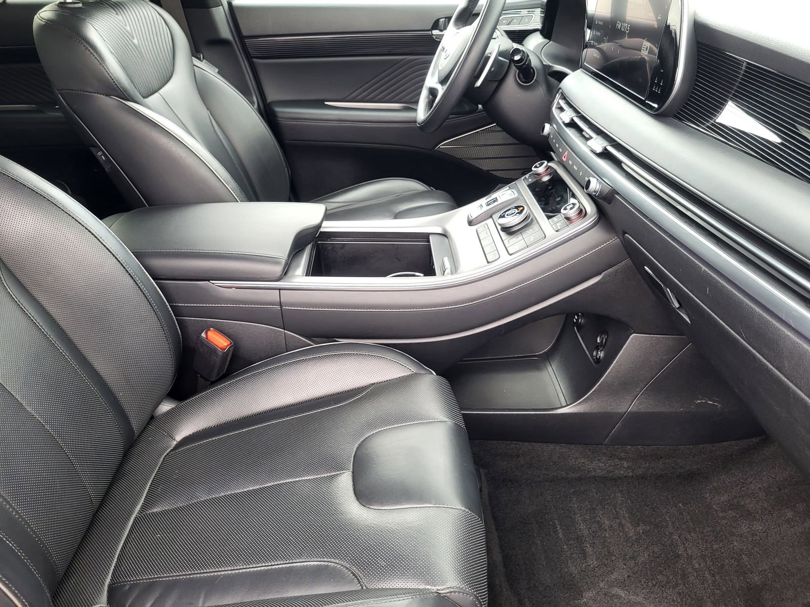 Used 2024 Hyundai Palisade Calligraphy image 10