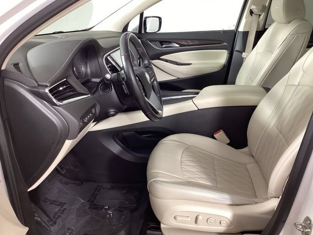 Used 2022 Buick Enclave Avenir w/ Avenir Technology Package FWD image 10