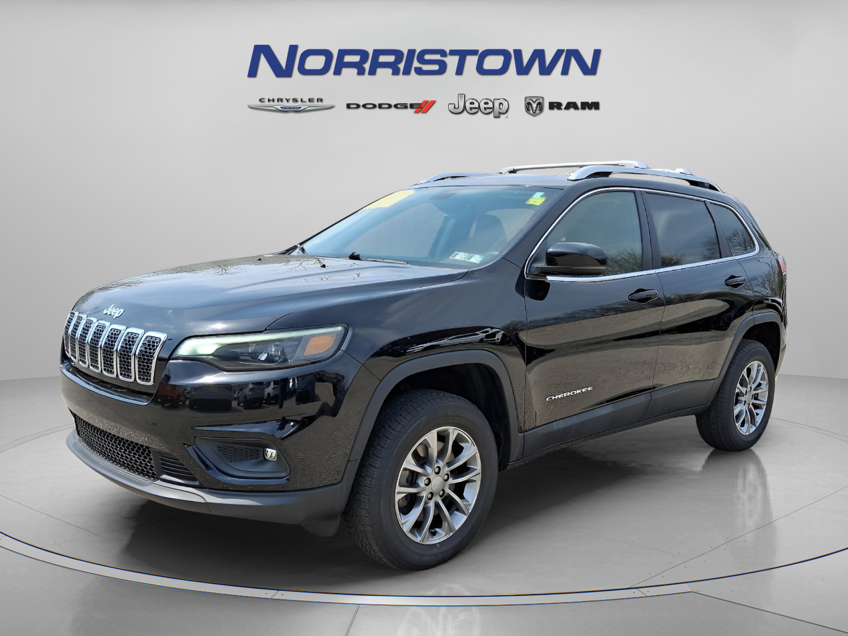 Certified 2020 Jeep Cherokee Latitude Plus w/ Comfort/Convenience Group AWD/4WD image 3