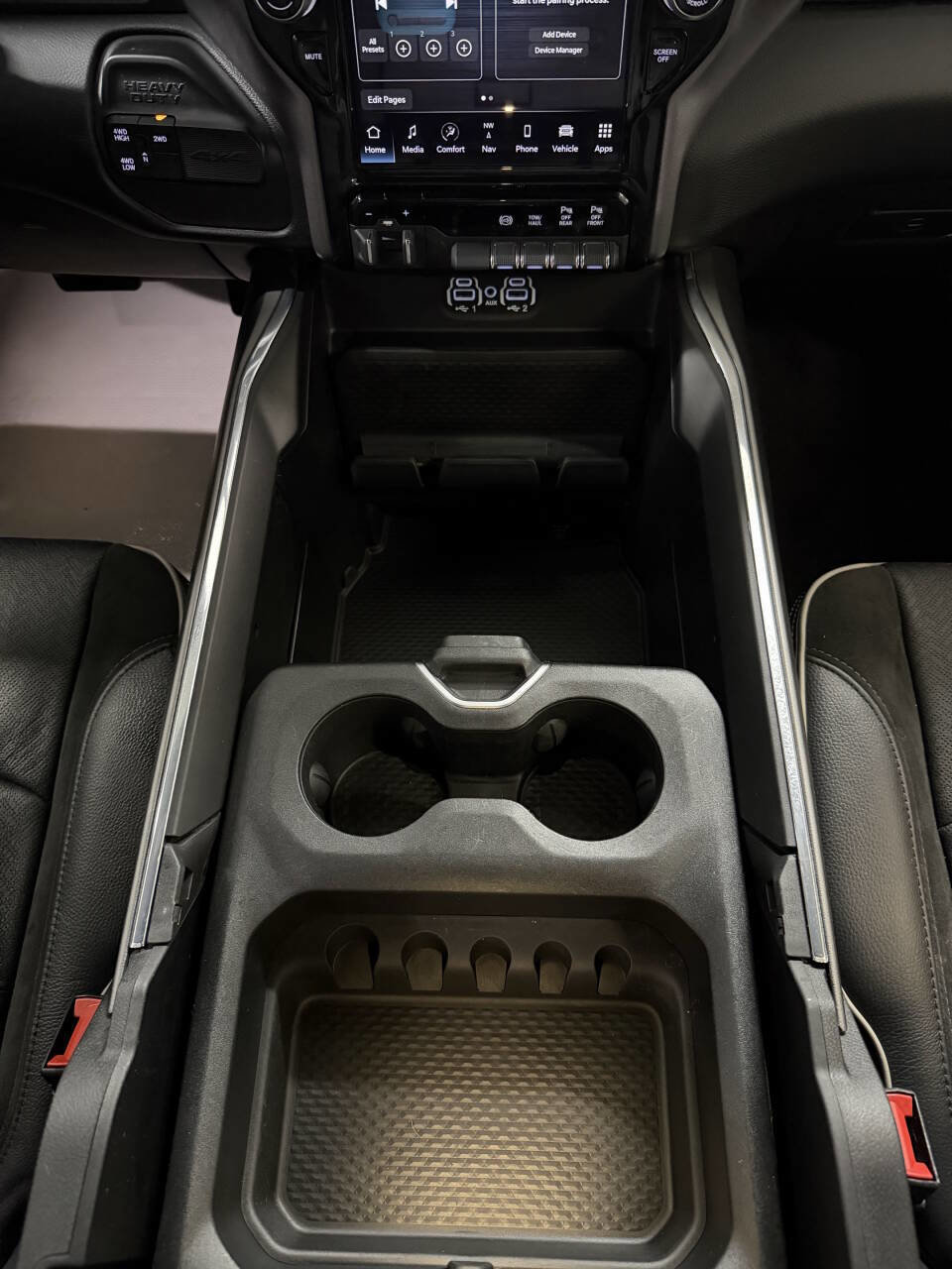 Used 2024 RAM 3500 Laramie w/ Night Edition image 38