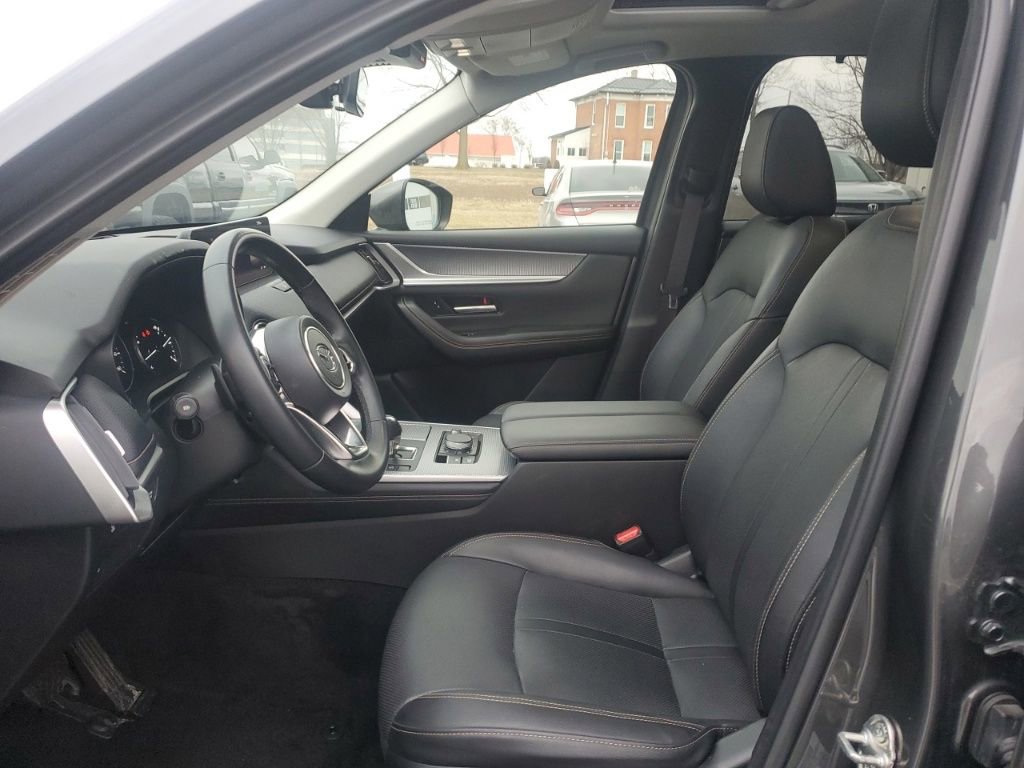 Used 2024 MAZDA CX-90 3.3 Turbo w/ Preferred Plus image 13