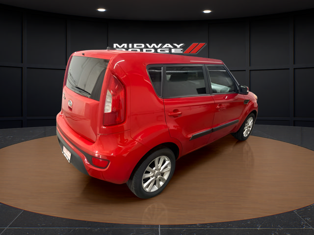 Used 2012 Kia Soul + FWD image 4