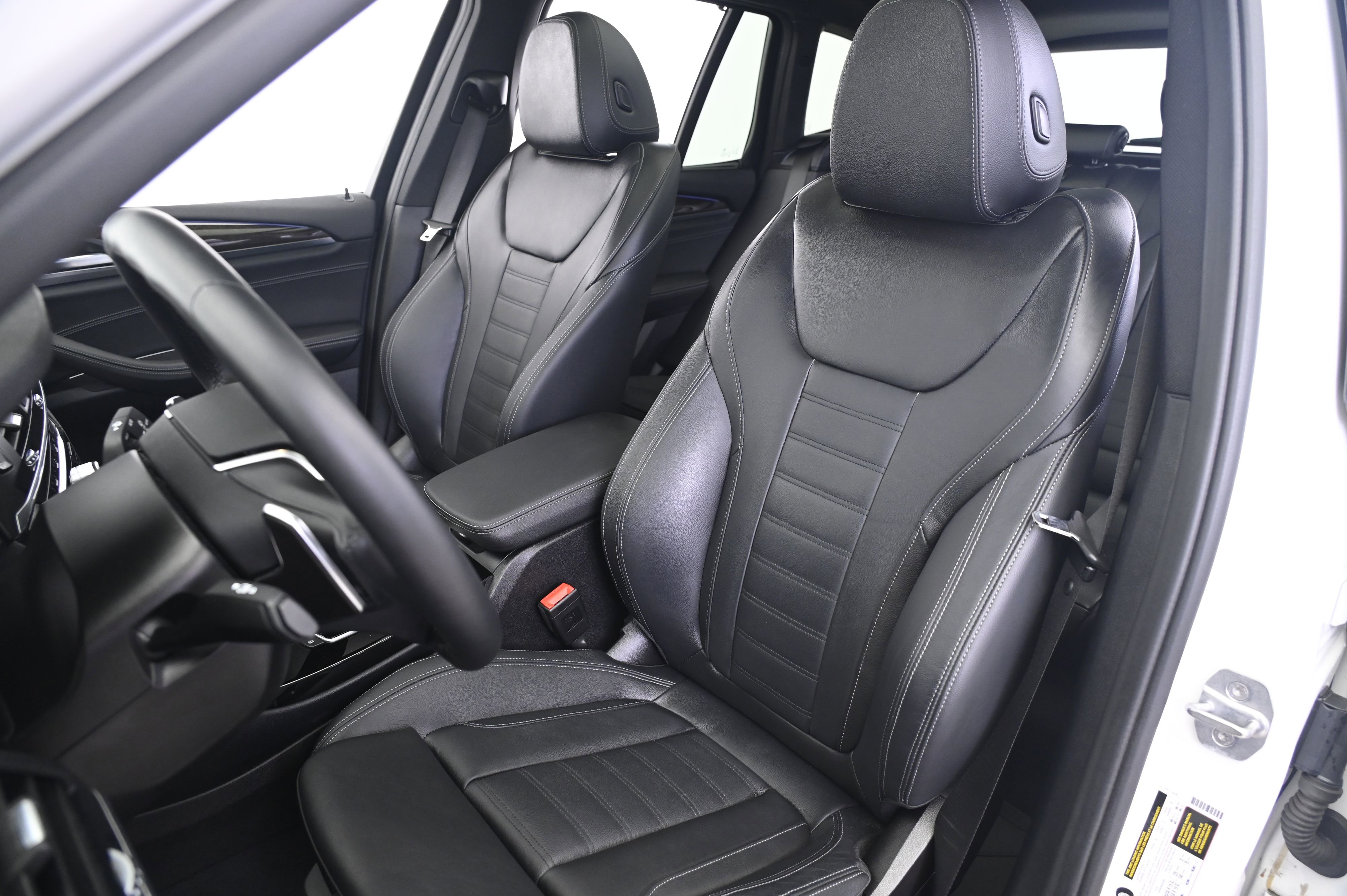 Used 2019 BMW X3 xDrive30i w/ Convenience Package AWD/4WD image 5