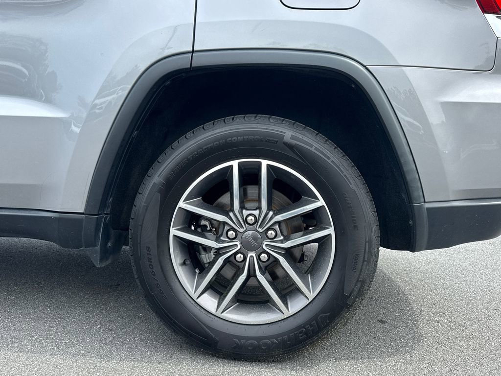 Used 2020 Jeep Grand Cherokee Limited w/ Luxury Group II image 19