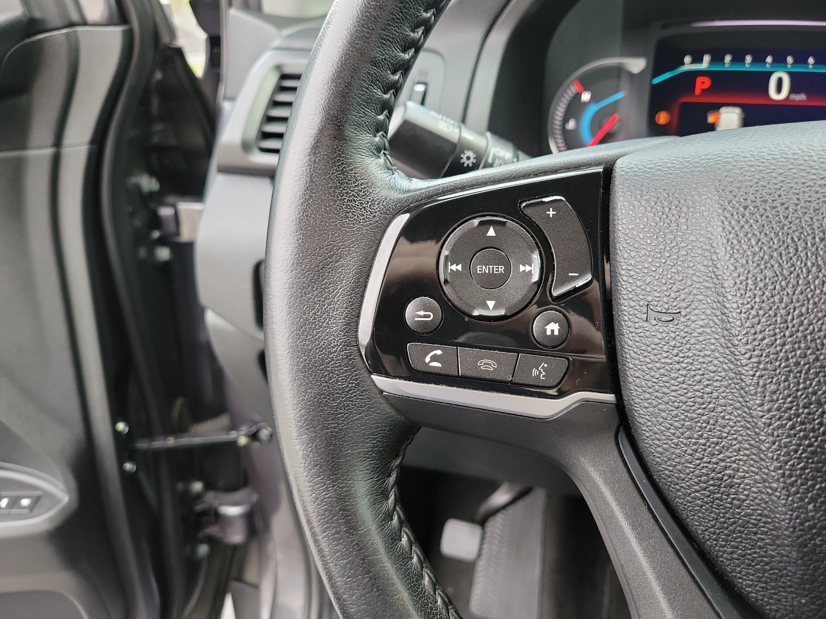 Used 2021 Honda Pilot Touring image 25