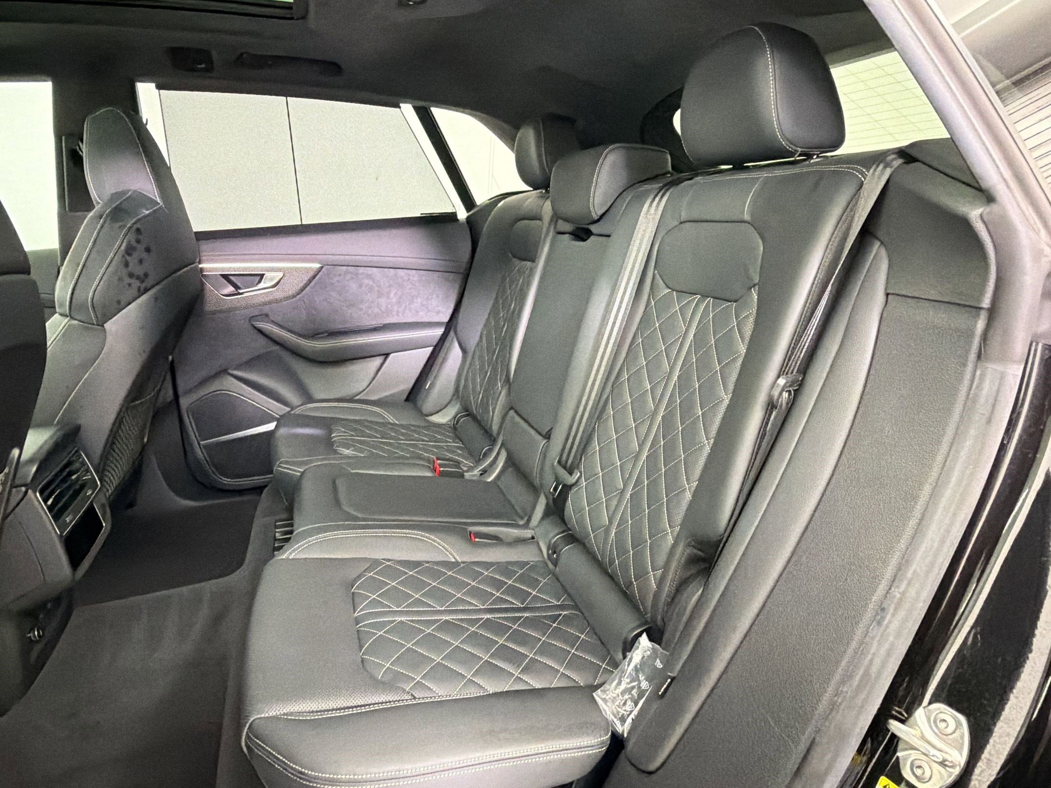 Used 2023 Audi SQ8 Prestige w/ Prestige Package AWD/4WD image 16