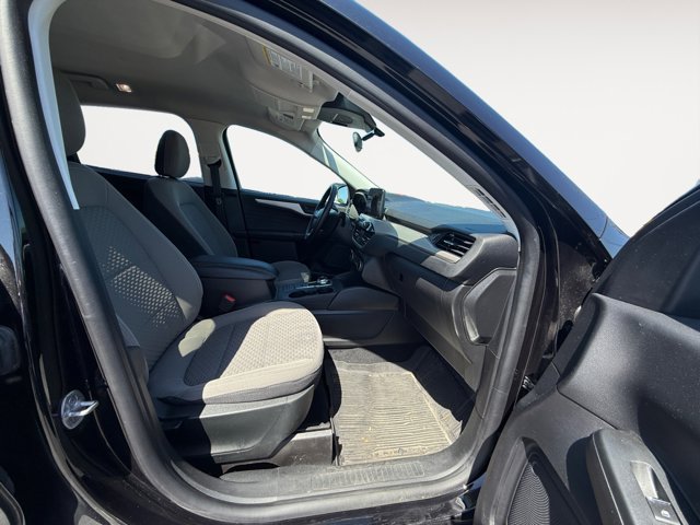 Used 2022 Ford Escape SE w/ SE Sport Appearance Package AWD/4WD image 18