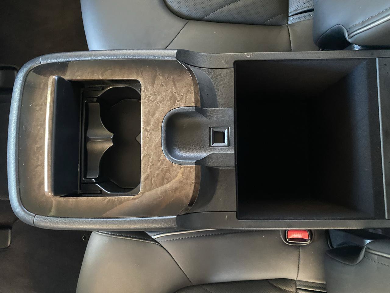 Used 2013 INFINITI QX56 4WD w/ Deluxe Touring Pkg image 21