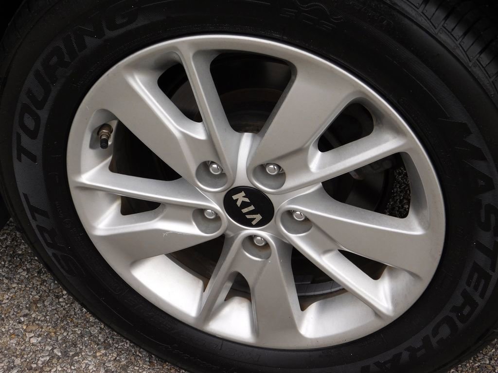 Used 2018 Kia Optima LX image 8