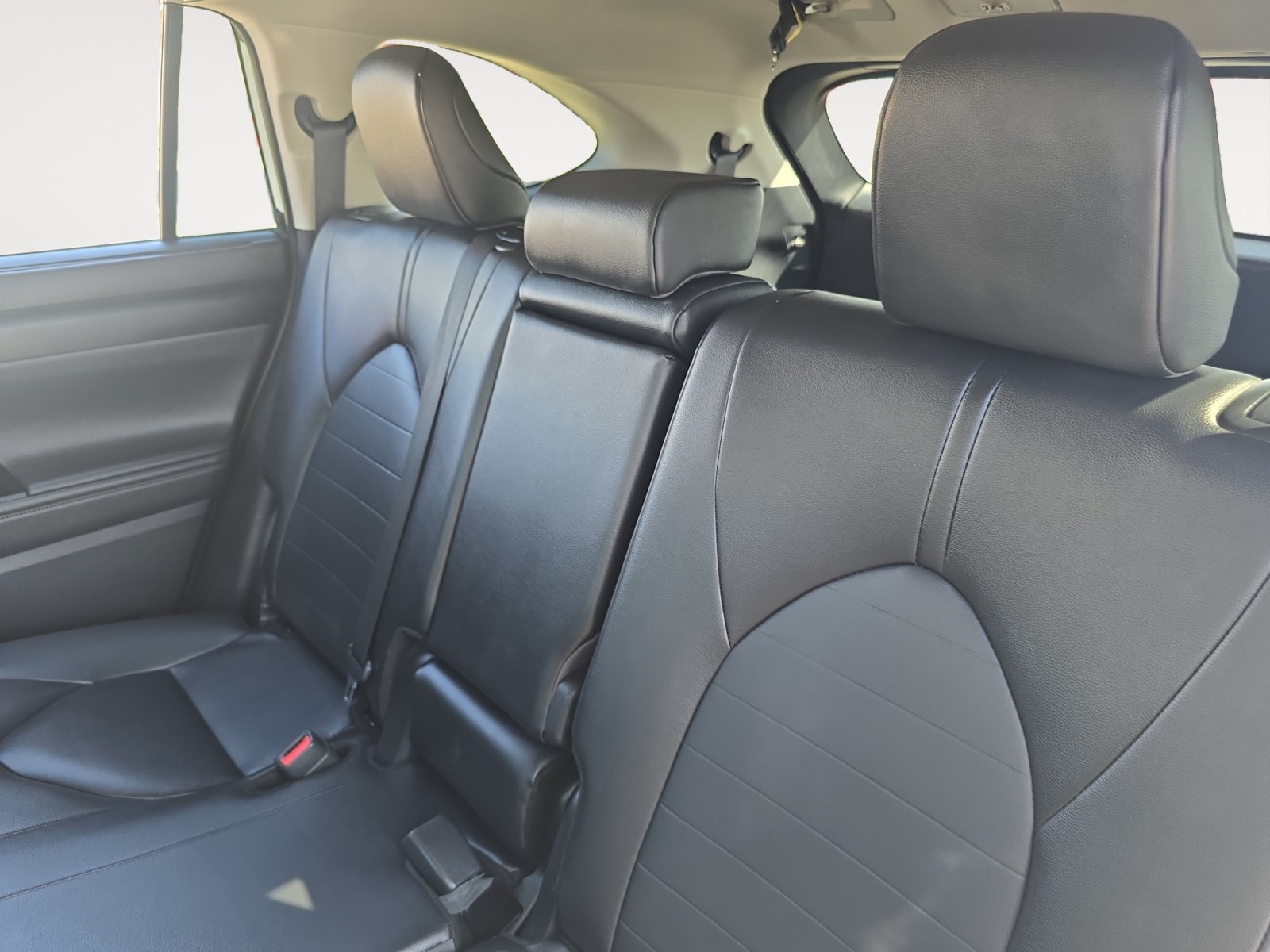 Certified 2026 Toyota Highlander XLE AWD/4WD image 13
