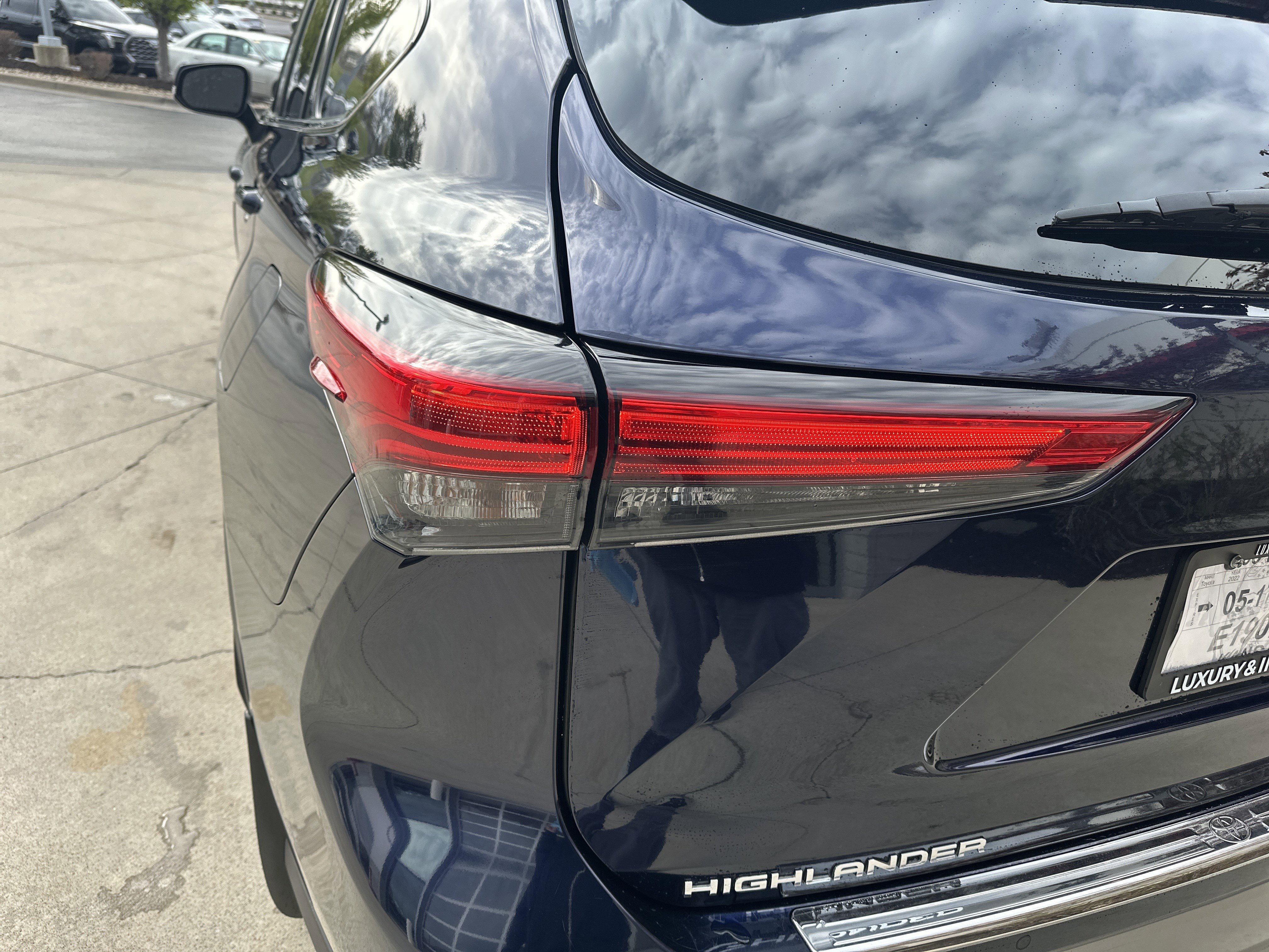 Used 2022 Toyota Highlander Platinum image 14