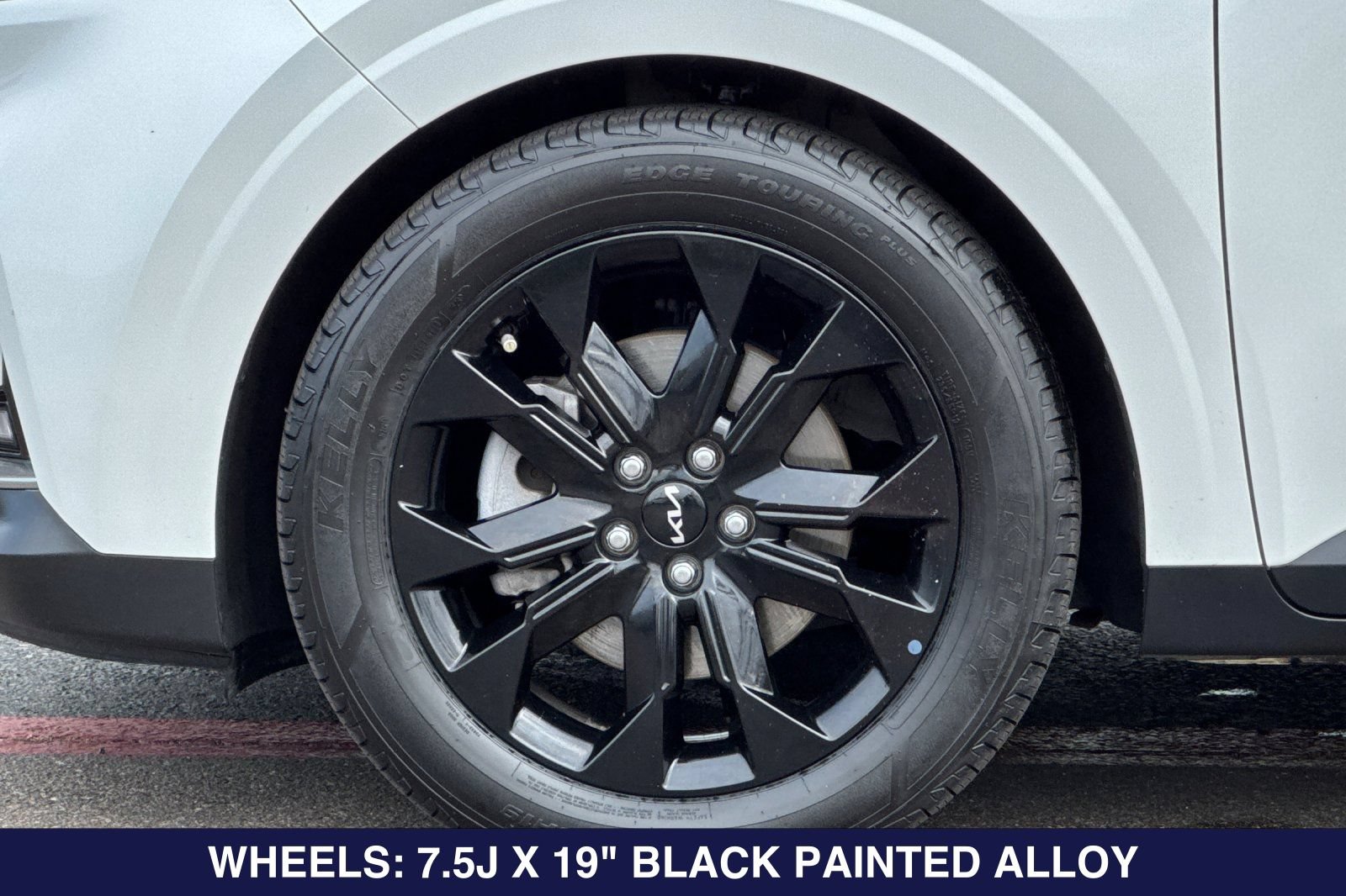 Used 2024 Kia Carnival SX Prestige FWD image 28