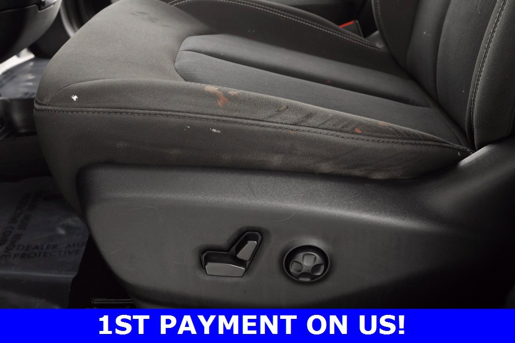 Used 2020 Chrysler Pacifica Touring w/ S Appearance Package image 23