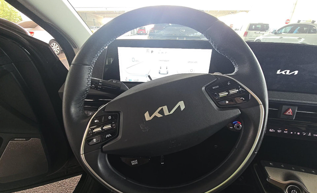 Certified 2023 Kia EV6 Wind w/ Wind Technology Package AWD/4WD image 13