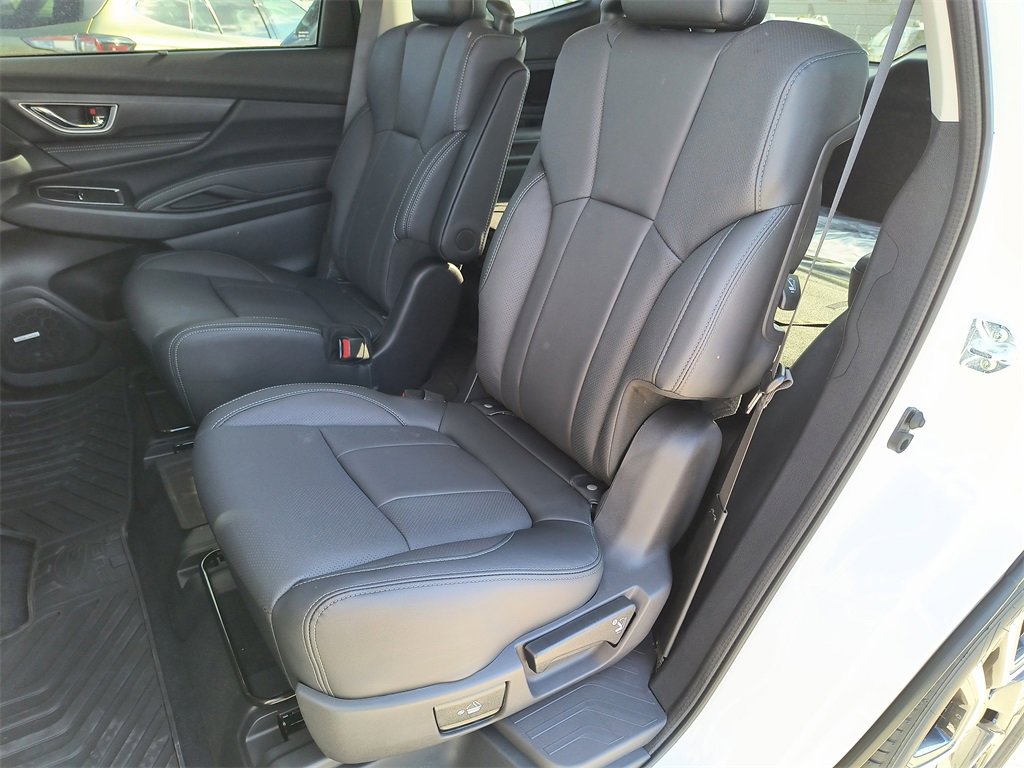 New 2025 Subaru Ascent Limited image 17