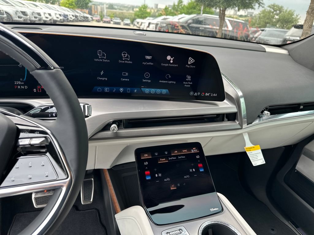 New 2026 Cadillac Vistiq Premium Luxury AWD/4WD image 23