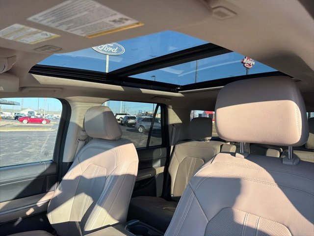 Used 2024 Ford Expedition Max Limited image 44