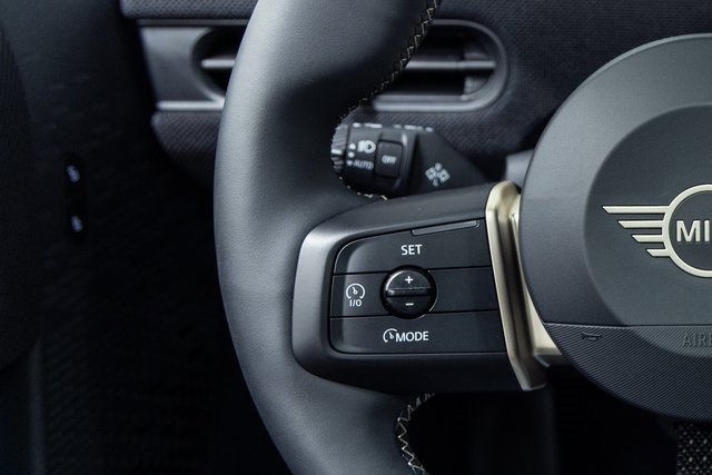 Used 2025 MINI Cooper S image 17